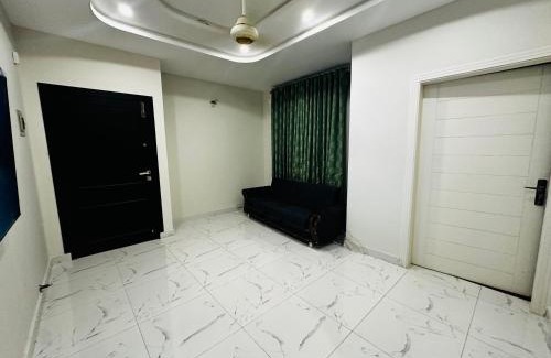 Hassan Abdal Apartamento | Modern 1 BHK Retreat Kohistan Enclave Wah Cantt