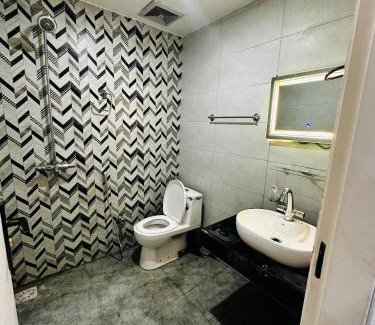 Hassan Abdal Apartamento | Modern 1 BHK Retreat Kohistan Enclave Wah Cantt