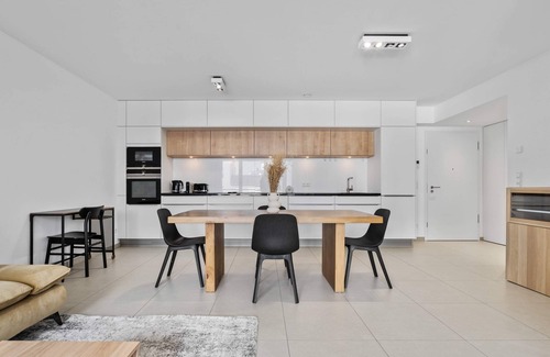 Cessange Apartamento | Modern 1-BR Apartment with Balcony in Cessange