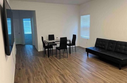 Leander Apartamento | Modern, 1 BR private suite with kitchen