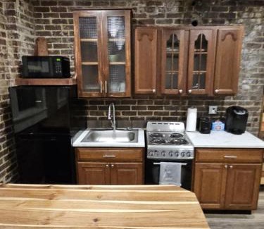 Maryville Apartamento | Modern 1BR Apartment in GREAT Location Unit 203
