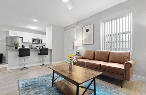 Hyde Park Apartamento | Modern 1BR Near UT Hyde Park Evonify