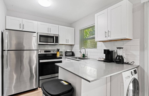 Hyde Park Apartamento | Modern 1BR Near UT Hyde Park Evonify