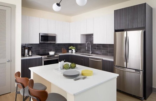 Home Park Apartamento | Modern 1BR Retreat | Sentral West Midtown Atlanta