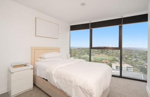 Phillip Apartamento | Modern 2-Bed Apartment with Premium Amenities