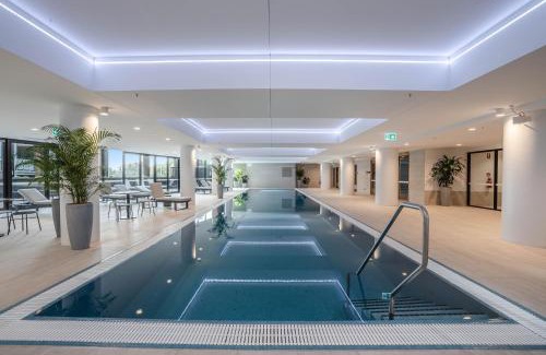 Phillip Apartamento | Modern 2-Bed Apartment with Premium Amenities