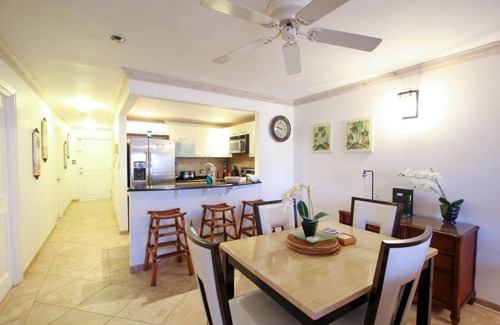 St. Lawrence Gap Apartamento | Modern 2-bed Apt by Beach in St. Lawrence Gap