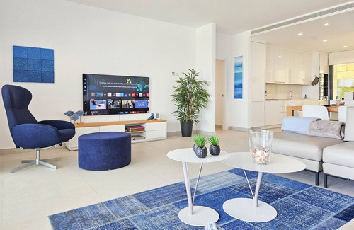 Casares Apartamento | Moderno apartamento de 2 dormitorios en planta baja Finca Cortesin