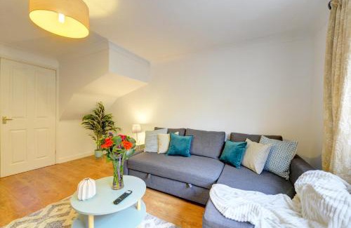 Long Itchington Casa | Modern 2 Bed House Sleeps 6 Southam Town Centre - Inspire Homes Ltd