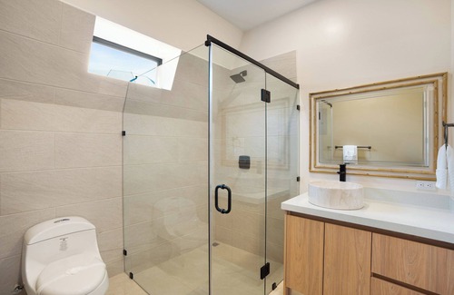 Potrero Hotel | Modern 2 Bedroom A-Frame w/ Loft - Wi-Fi, A/C, Kitchen, Near Beach, Gameroom