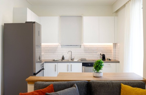 Glyfada Apartamento | Modern 2-Bedroom Apartment in Downtown Glyfada