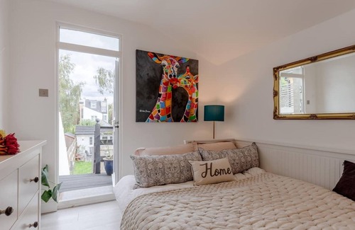Abbey Apartamento | Modern 2 Bedroom Apartment in Wimbledon With Garden