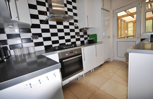 Luton Apartamento | Modern 2 Bedroom Apartment