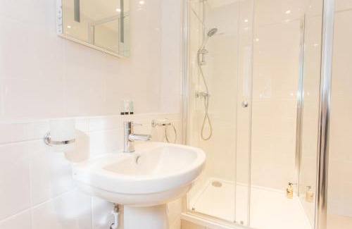Oxford Apartamento | Modern 2 Bedroom Apartment with Parking, Near Headington Hospitals & Oxford Brookes