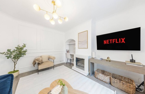 Plaistow and Sundridge Casa | Modern 2-Bedroom Home in Bromley