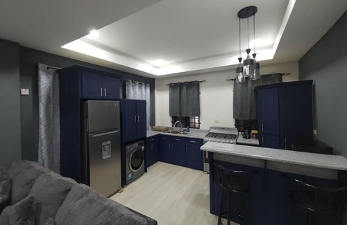 Georgetown Apartamento | Modern 2 bedroom rental unit with free parking
