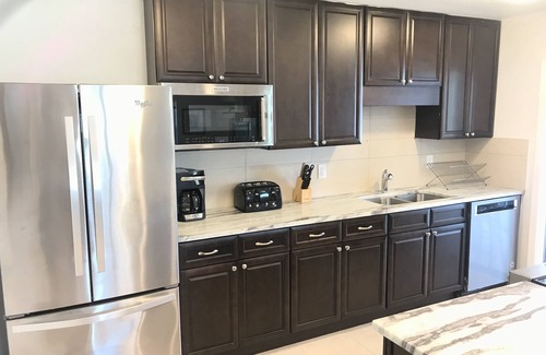 St. Petersburg - Clearwater Condominio | Moderno 2 habitaciones en minutos de la comunidad histórica del centro
