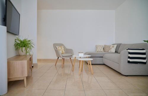 Huningue Apartamento | Modern 2 bedrooms apartment Huningue near Basel with undeground box parking