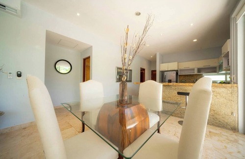Zazil-ha Condominio | Modern 2 BR Condo with Pool, Near to the Beach CDM