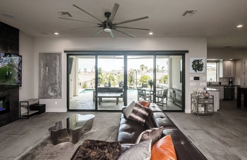 Lake Havasu City Casa | Modern 2021 New Construction Luxury Home 1 Min from Lake. Better than W hotel