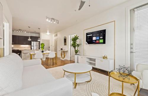 Frisco Apartamento | Modern 2B Close to The Star Toyota HQ Legacy West