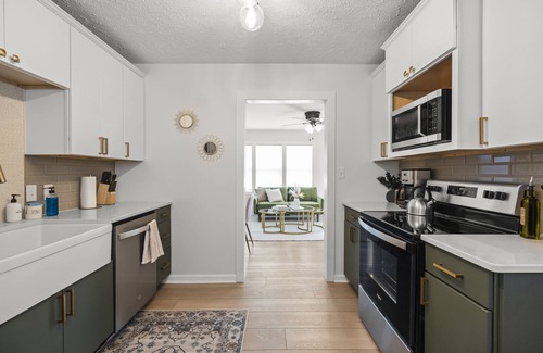Terre Haute Casa | Modern, 2BD/1BA, 10 Mins To Hosp, Pet Friendly