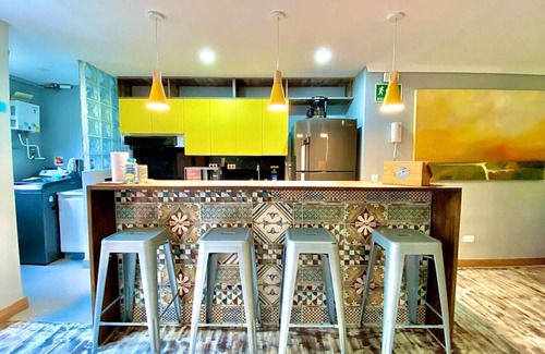 Las Lomas I Apartamento | Modern 2BD apt near Provenza and Parque Lleras