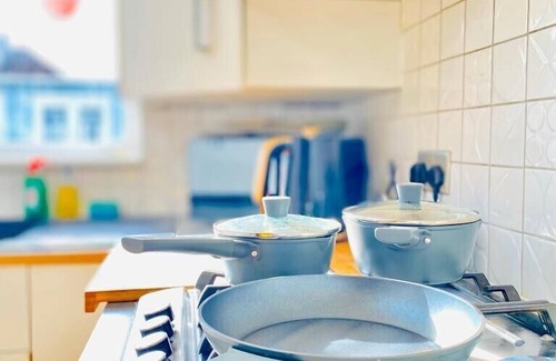 North Greenford Apartamento | Modern 2BDR apartment with private garden Wembley