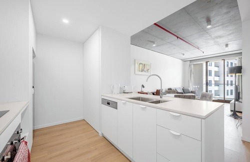 Phillip Apartamento | Modern 2BDR Apt in Phillip Gym | Pool | Parking