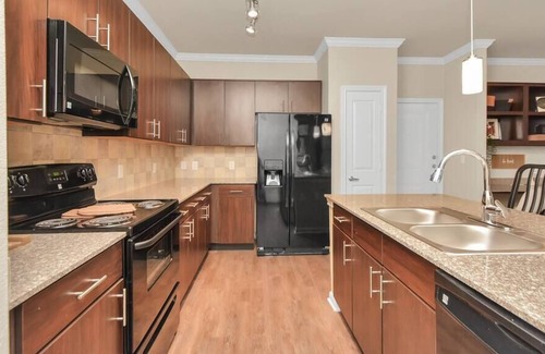 Lazybrook/Timbergrove Apartamento | Modern 2bedroom 2bathroom