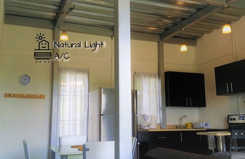 Santa Ana Apartamento | Modern 2br/1.5ba Apt w/ AC & Great Location. #C