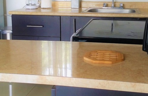 Santa Ana Apartamento | Modern 2br/1.5ba Apt w/ AC & Great Location. #C