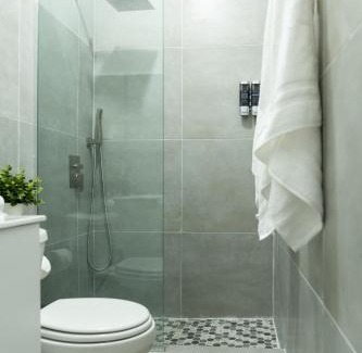 Gobernador Pinero Apartamento | Modern 2BR Apt in San Juan City, Concert Stays