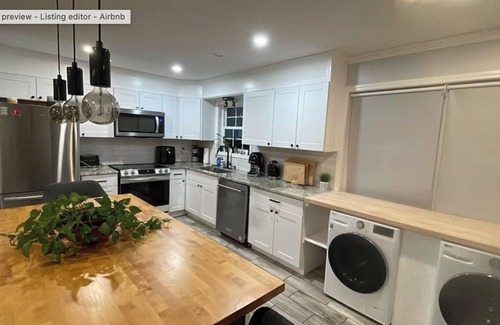 East Point Casa | Modern 2BR Getaway Near ATL Airport, Downtown & Tyler Perry Studios
