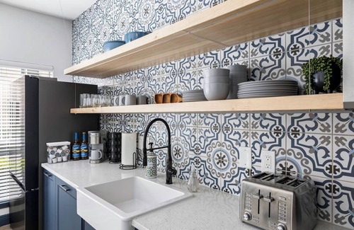 Westfield Casa | *Modern 2BR | Keurig, Desk, WiFi, Fireplace, W/D