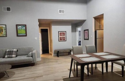 Windsor Park Casa | Modern 2BR Near Central Austin