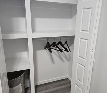 Northeast Edmonton Apartamento | Modern 2BR Oasis legal Suite