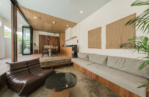 Seminyak Casa | Modern 2BR Villa Rooftop & Pool