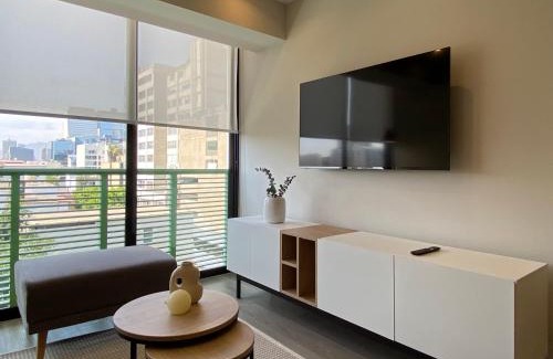 San Isidro Centro Financiero Apartamento | Modern 2BR with Balcony in San Isidro
