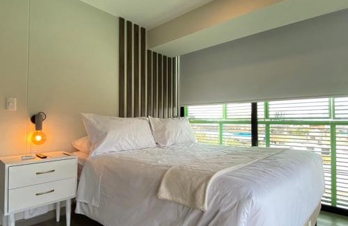 San Isidro Centro Financiero Apartamento | Modern 2BR with Balcony in San Isidro