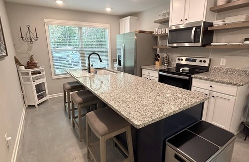 Rabun Gap Casa | Modern, 3/2 bed with fireplace, screened porch, & outdoor seating area.