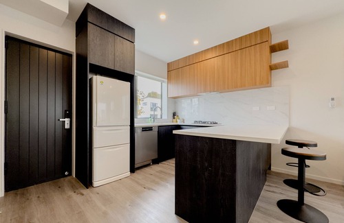 Papakura Casa | Modern 3-bds townhouse in South Auckland