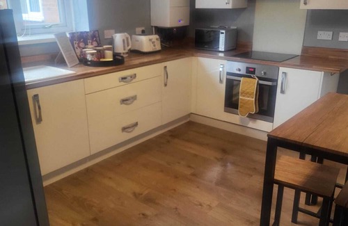 Sunderland Apartamento | Modern 3 bed apartment at the heart of Sunderland- 5 mins to beach