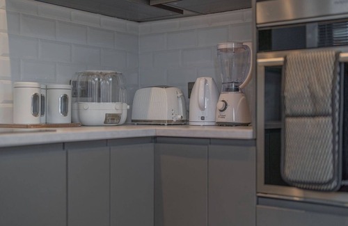 Northumberland Park Casa | Modern 3 bed house Tottenham Free Parking/WIFI