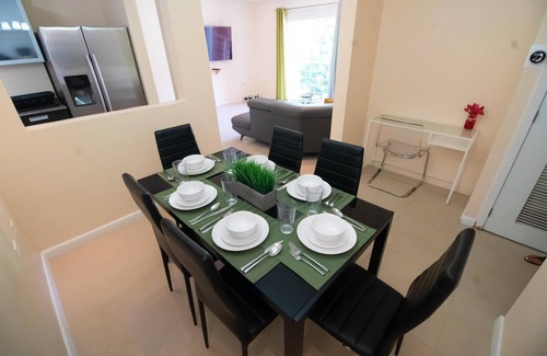 Petit Valley Condominio | This condominium is a 3 bedroom(s), 2 bathrooms, located in Petit Valley, Diego Martin Regional Corporation.