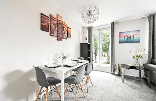 Epping Apartamento | Modern 3-Bed Maisonette - Epping High Street - Parking - LMV Property