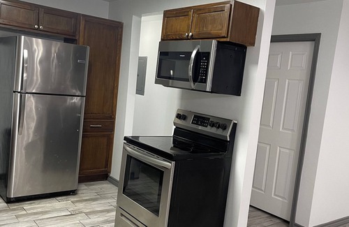 Amistad National Recreational Area Casa | Modern 3-bedroom 2-Bathroom home Conveniently located next to Texas Roadhouse!