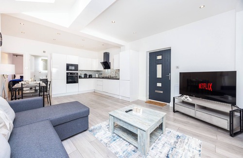 East Acton Apartamento | Modern 3 Bedroom Apartment in North West London