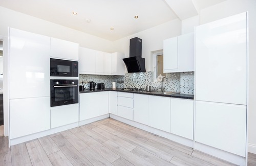 East Acton Apartamento | Modern 3 Bedroom Apartment in North West London