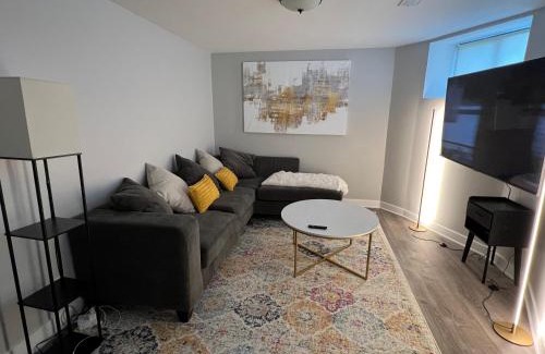 Bronzeville Apartamento | Modern 3 Bedroom Close to Downtown Chicago